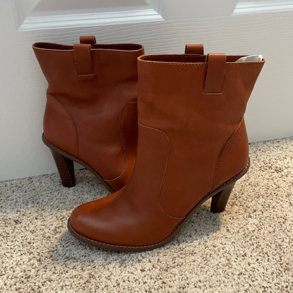 Cole Haan boots!!